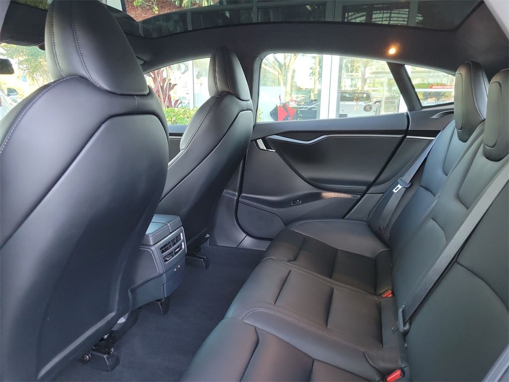 Thumbnail: 2020 Tesla Model S - 12