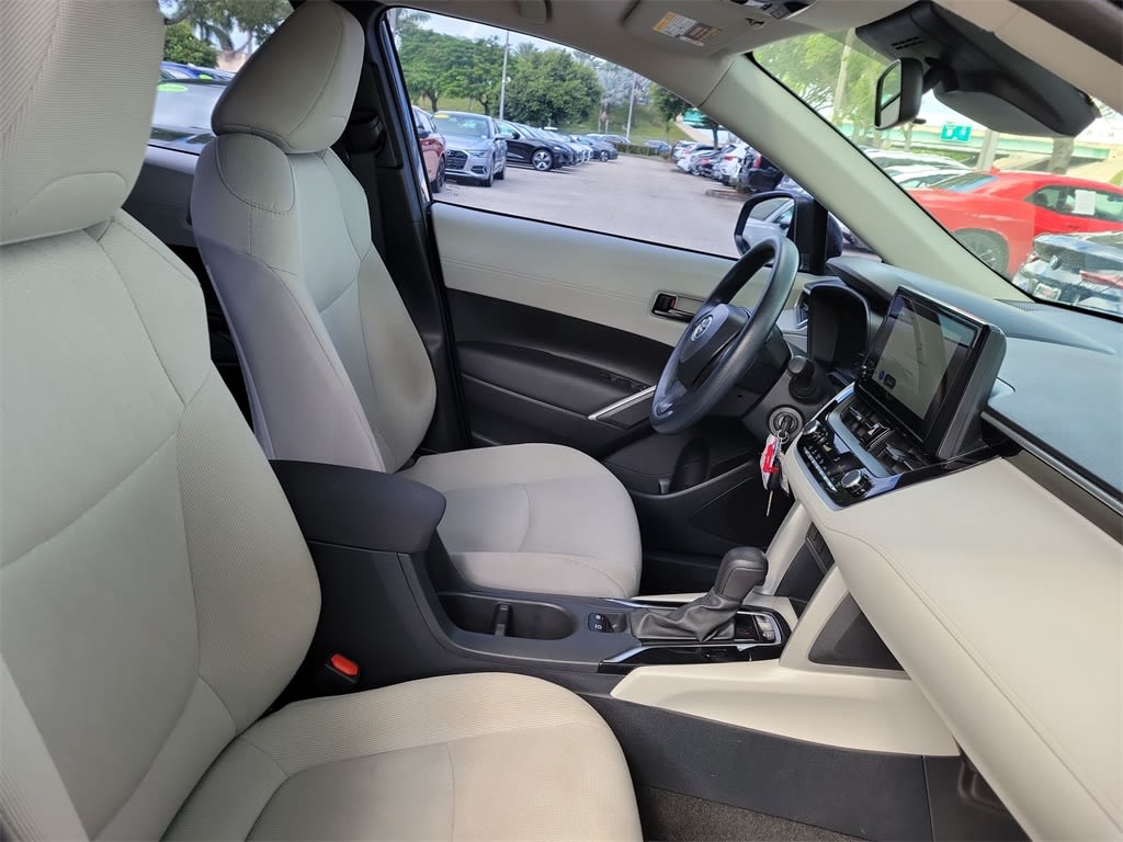 Thumbnail: 2024 Toyota Corolla Cross - 10