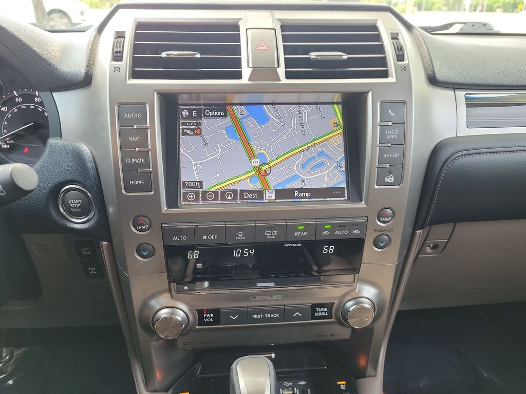 Thumbnail: 2020 Lexus GX - 14