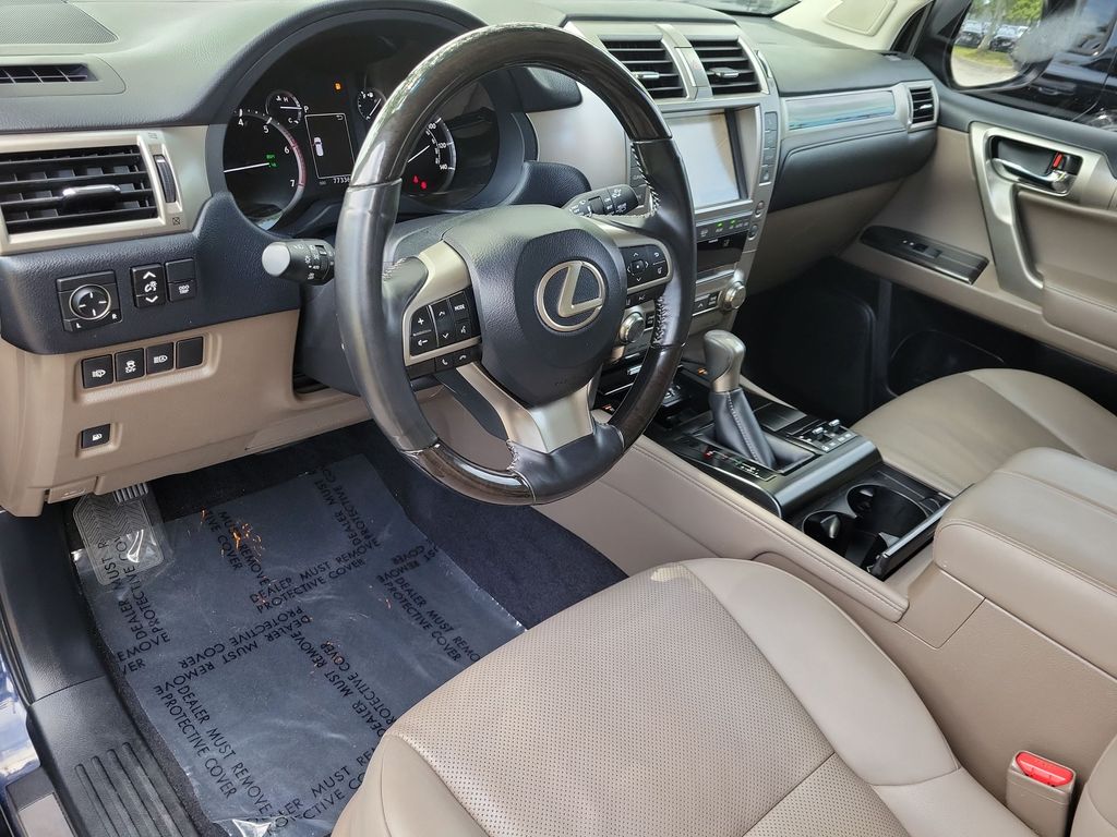 Thumbnail: 2020 Lexus GX - 2