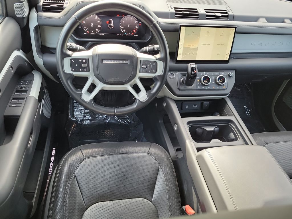 Thumbnail: 2024 Land Rover Defender - 9