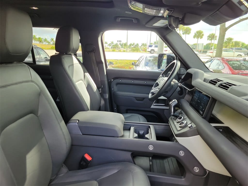 Thumbnail: 2023 Land Rover Defender - 12
