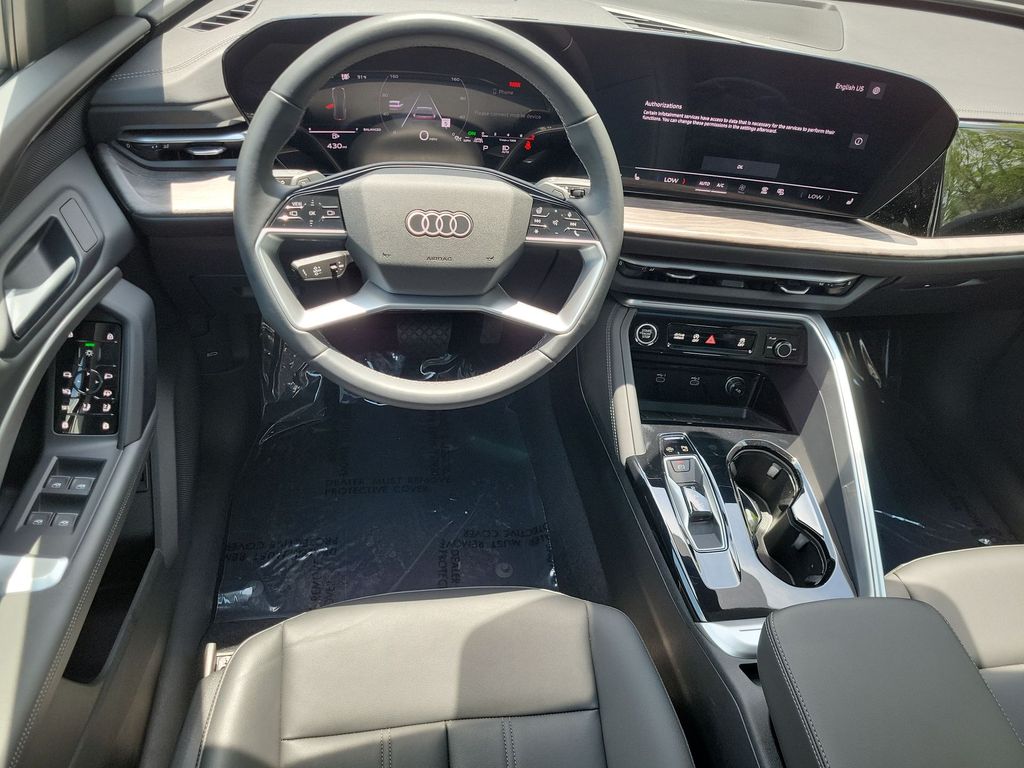 Thumbnail: 2025 Audi Q5 - 10