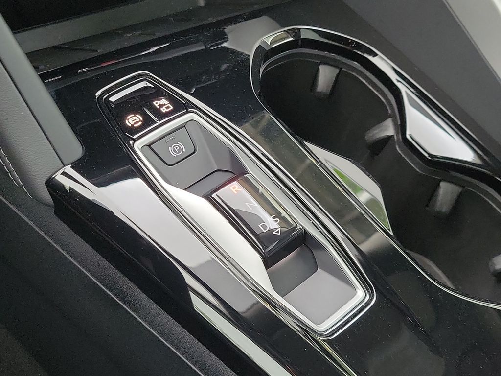 Thumbnail: 2025 Audi Q5 - 15