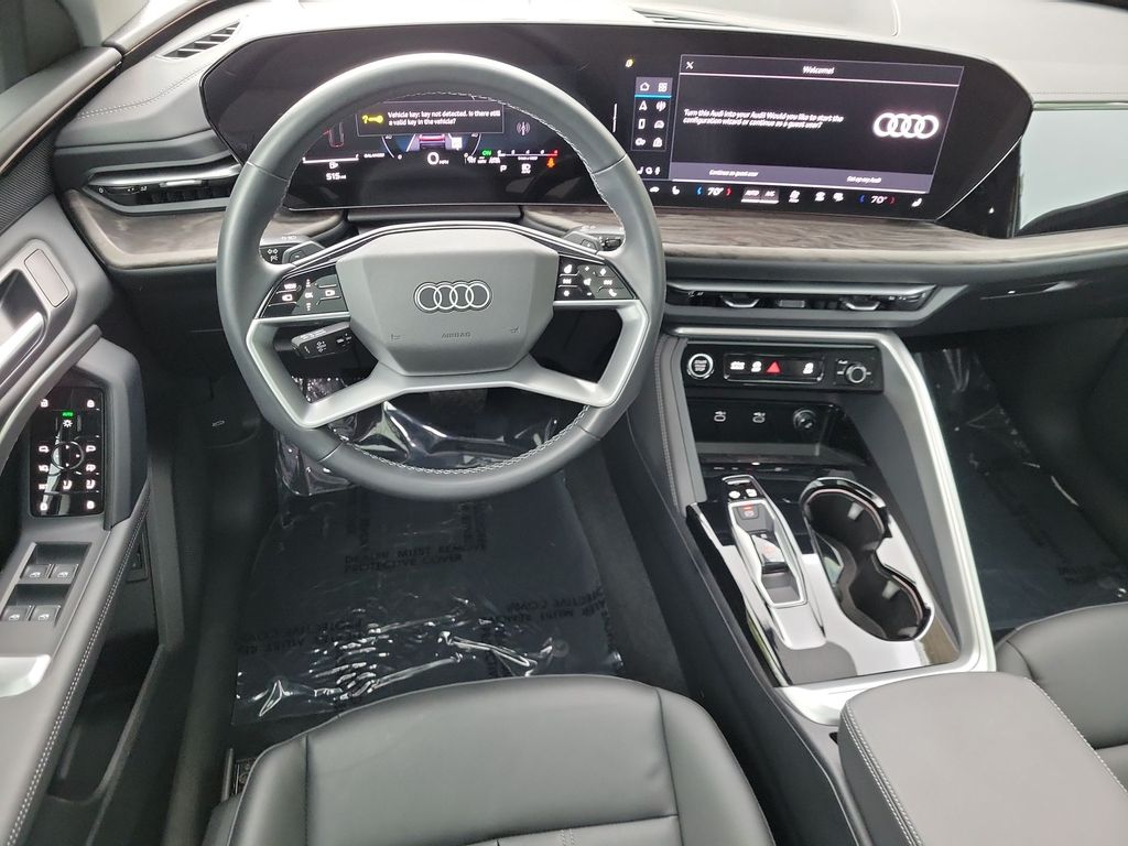 Thumbnail: 2025 Audi Q5 - 9