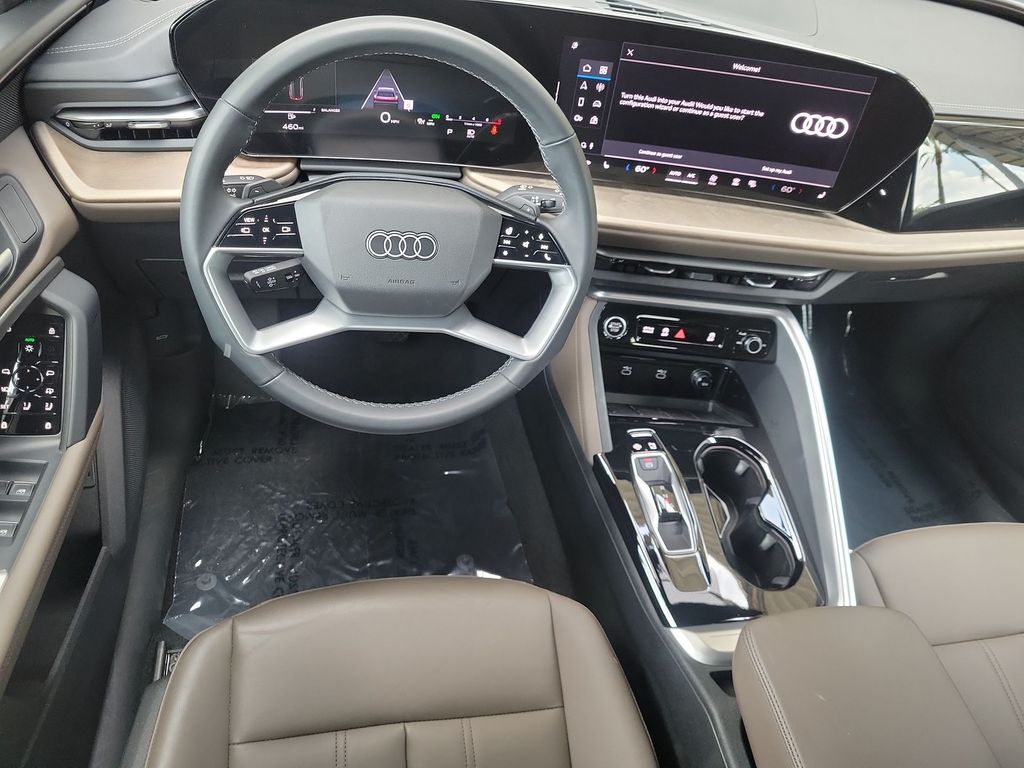 Thumbnail: 2025 Audi Q5 - 10