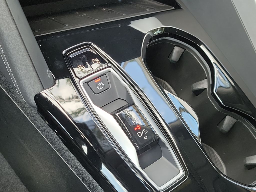 Thumbnail: 2025 Audi Q5 - 15