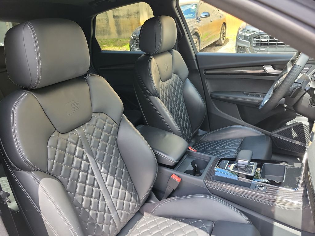 Thumbnail: 2023 Audi SQ5 - 29