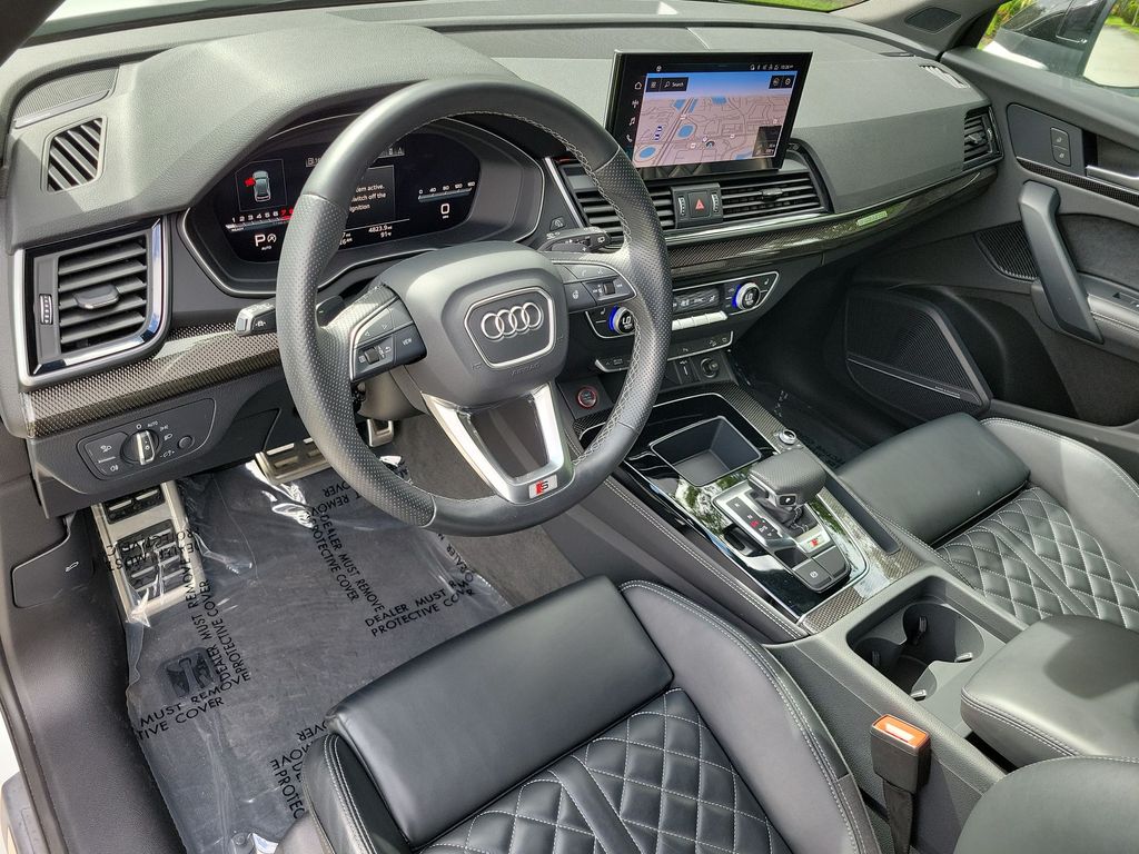 Thumbnail: 2023 Audi SQ5 - 2
