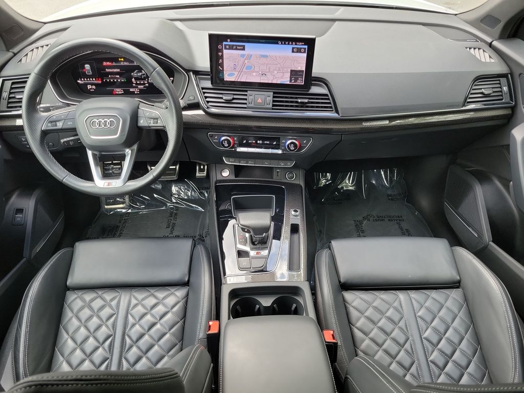 Thumbnail: 2023 Audi SQ5 - 10