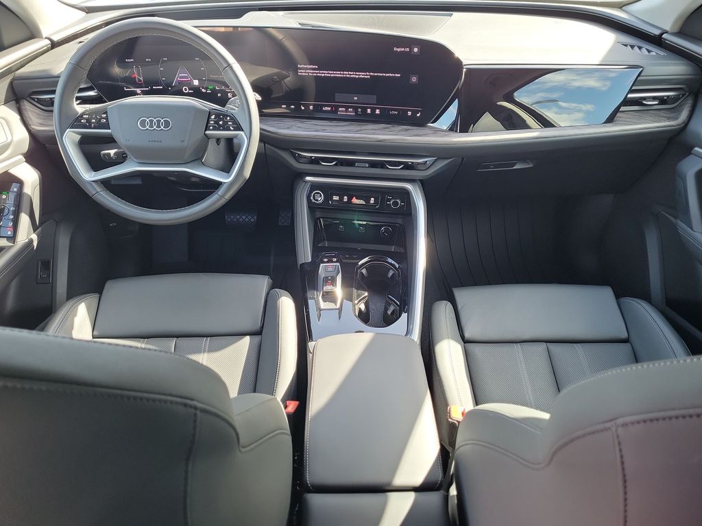 Thumbnail: 2025 Audi Q5 - 10