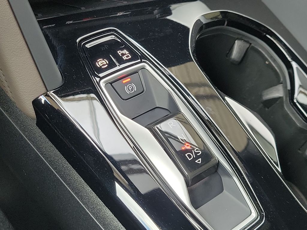 Thumbnail: 2025 Audi Q5 - 15
