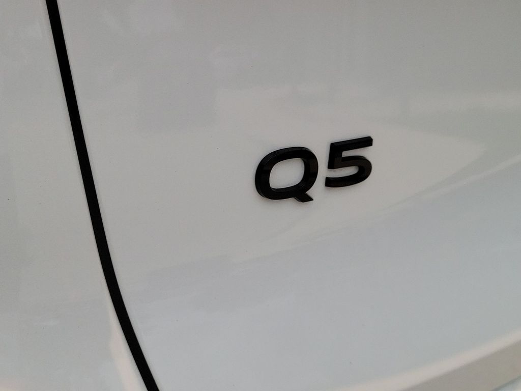 Thumbnail: 2025 Audi Q5 - 7