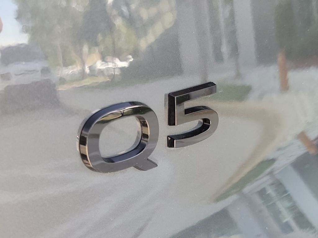 Thumbnail: 2025 Audi Q5 - 7