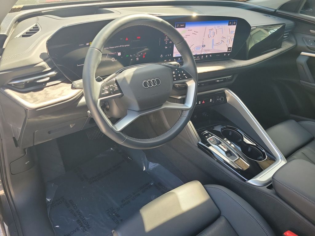 Thumbnail: 2025 Audi Q5 - 2