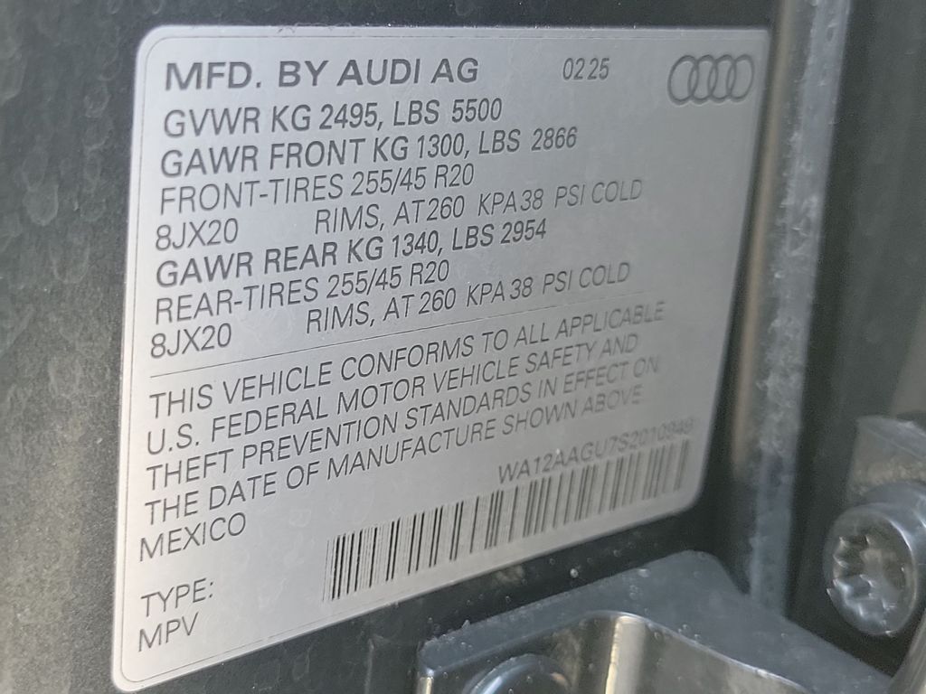 Thumbnail: 2025 Audi Q5 - 20