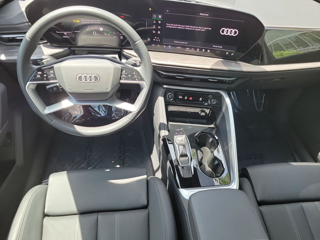 Thumbnail: 2025 Audi Q5 - 15