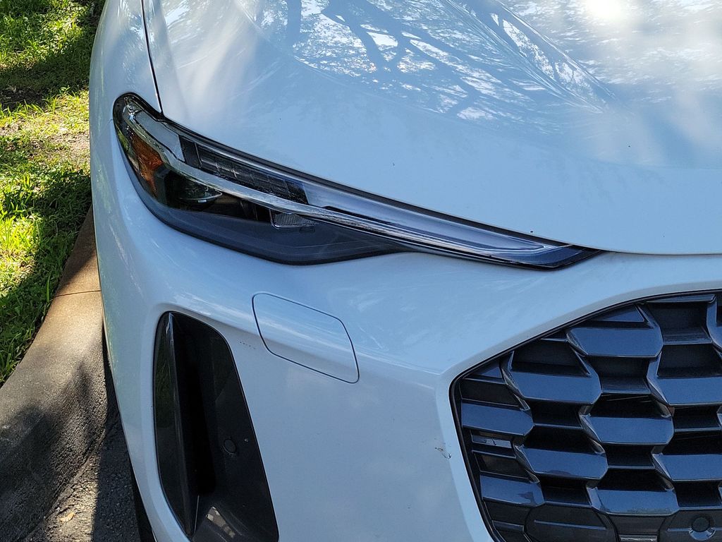 Thumbnail: 2025 Audi Q5 - 20