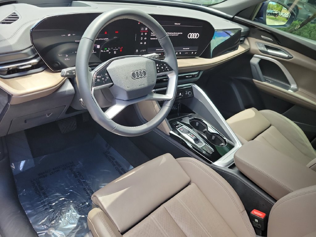 Thumbnail: 2025 Audi Q5 - 2