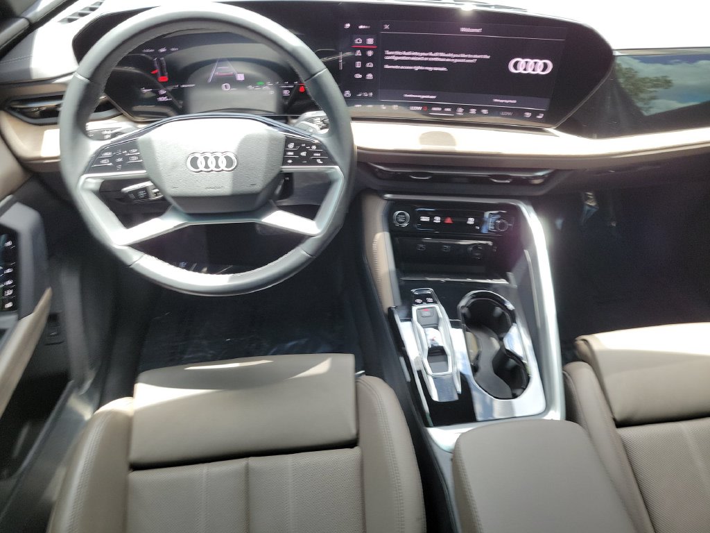 Thumbnail: 2025 Audi Q5 - 10