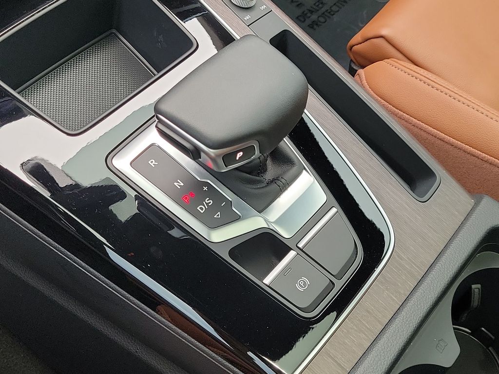 Thumbnail: 2024 Audi Q5 - 16