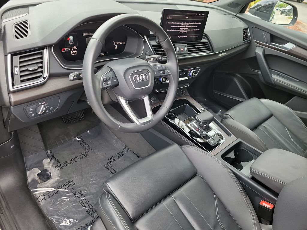 Thumbnail: 2023 Audi Q5 - 2