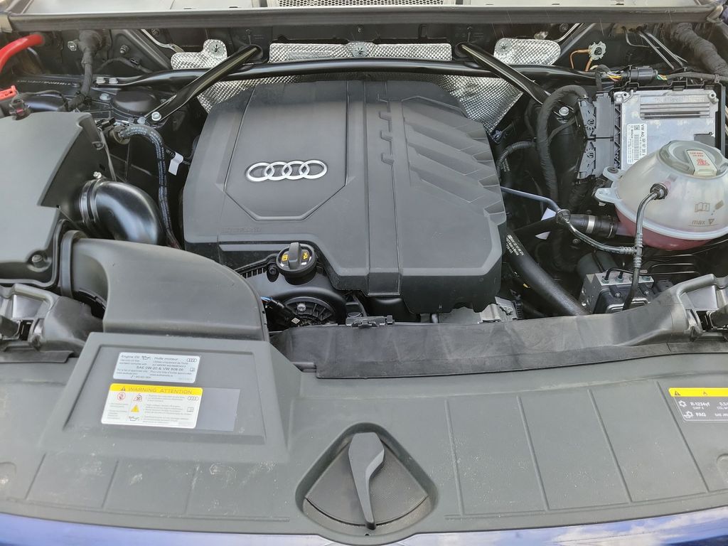 Thumbnail: 2023 Audi Q5 - 7