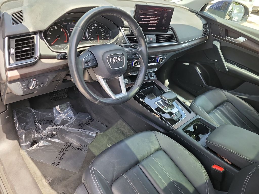 Thumbnail: 2023 Audi Q5 - 2