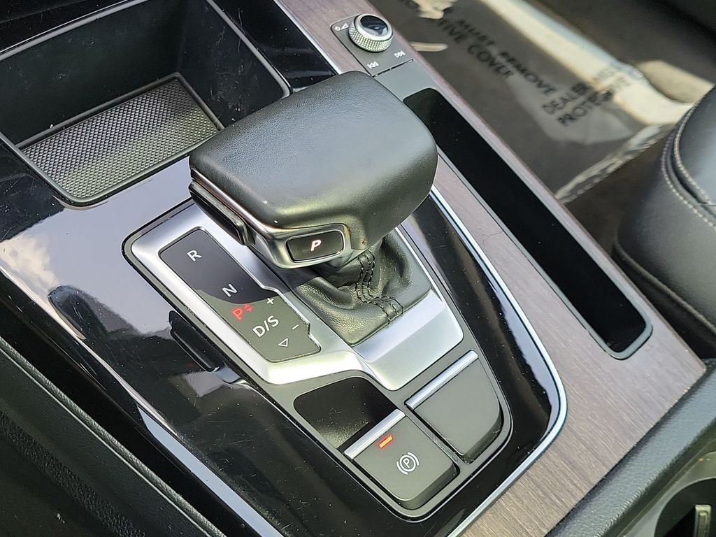 Thumbnail: 2023 Audi Q5 - 14