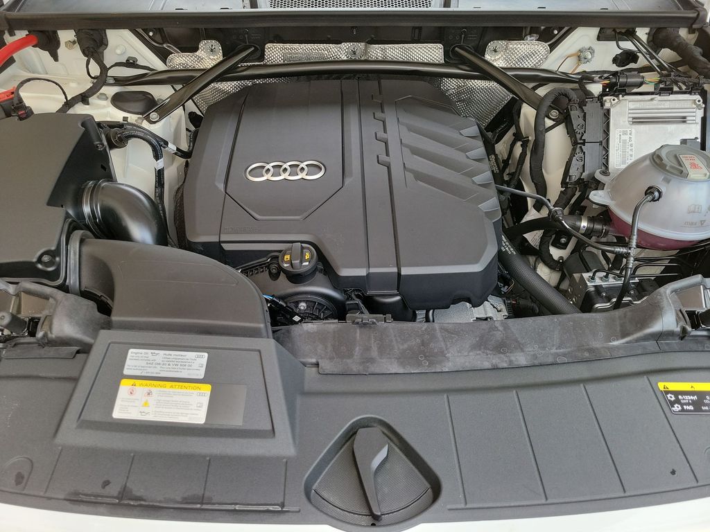 Thumbnail: 2023 Audi Q5 - 9