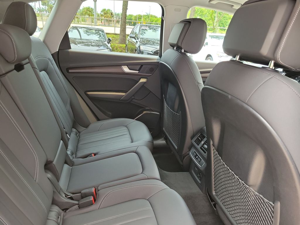 Thumbnail: 2023 Audi Q5 - 27