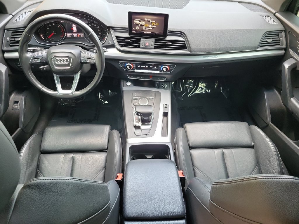 Thumbnail: 2020 Audi Q5 - 10