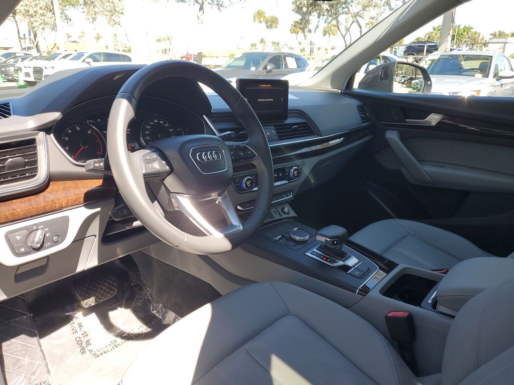 Thumbnail: 2019 Audi Q5 - 2