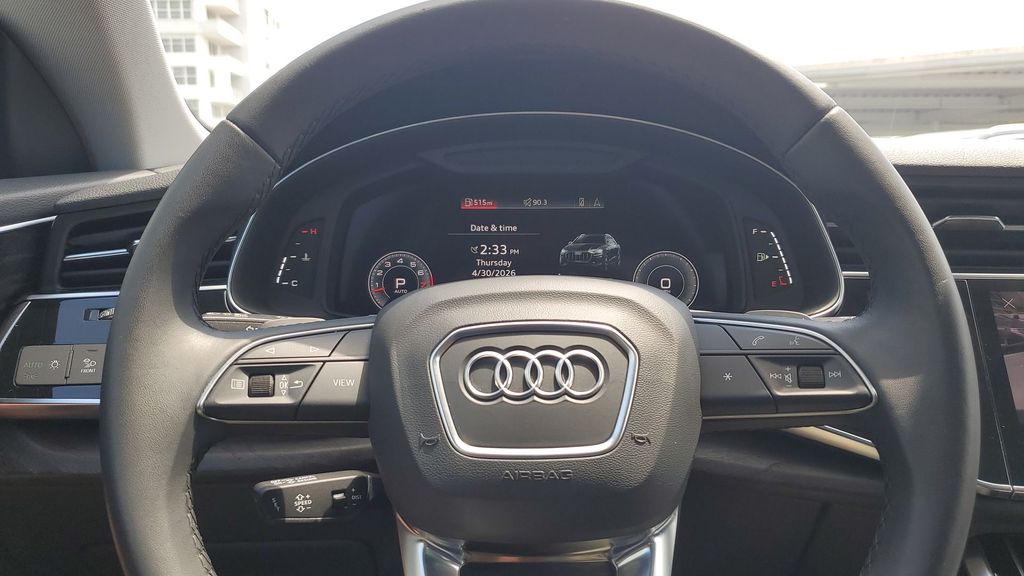 Thumbnail: 2023 Audi Q8 - 14