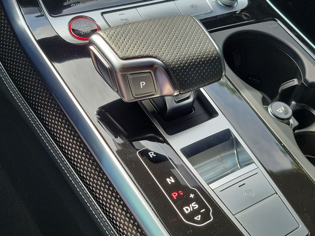 Thumbnail: 2023 Audi SQ8 - 16