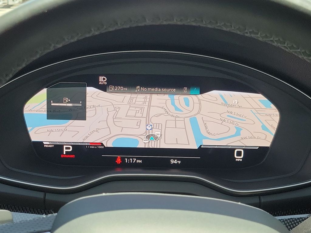 Thumbnail: 2023 Audi SQ5 - 17
