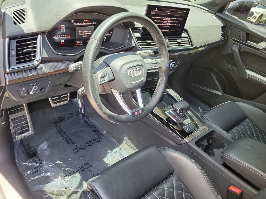 Thumbnail: 2023 Audi SQ5 - 2