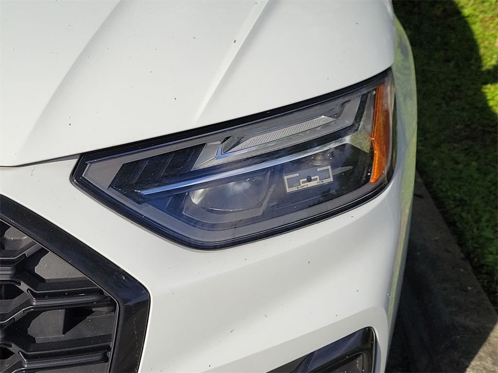 Thumbnail: 2023 Audi SQ5 - 20