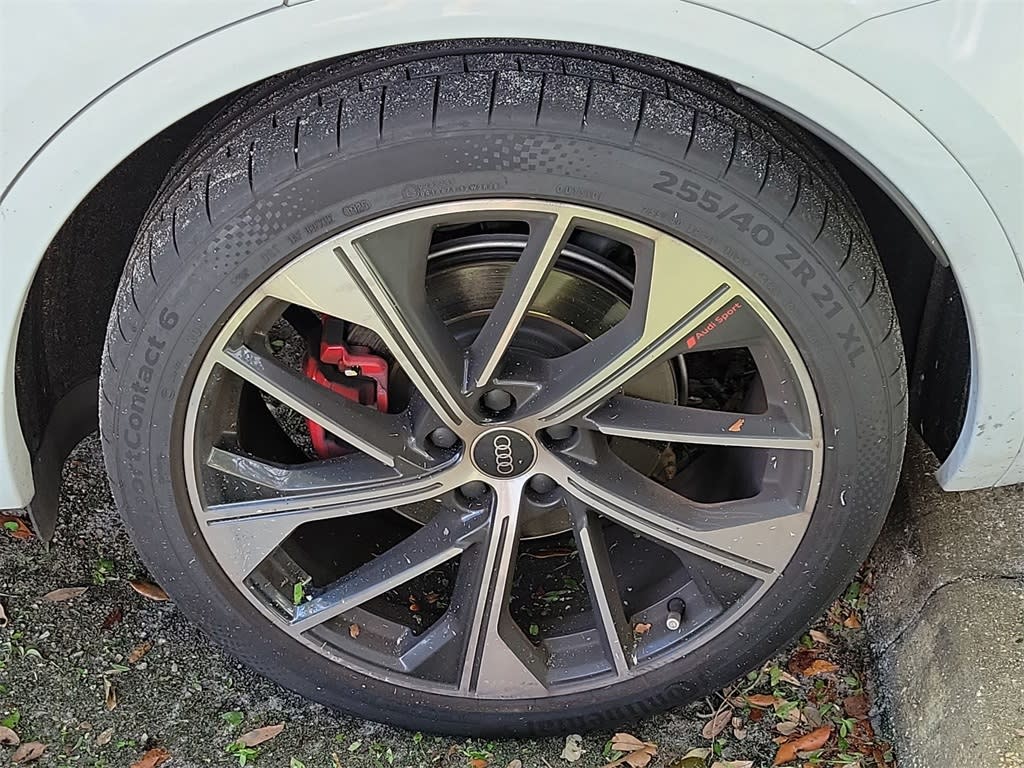 Thumbnail: 2023 Audi SQ5 - 22