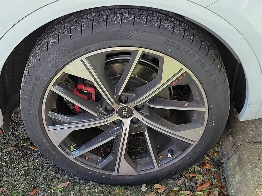 Thumbnail: 2023 Audi SQ5 - 3