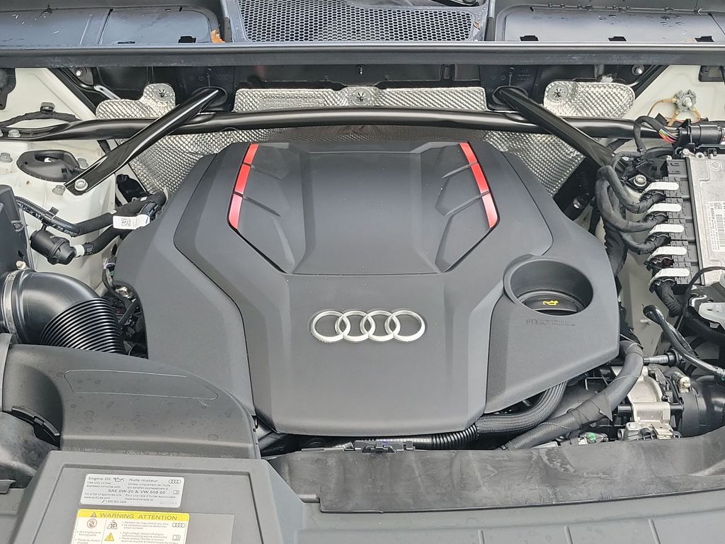 Thumbnail: 2025 Audi SQ5 - 9