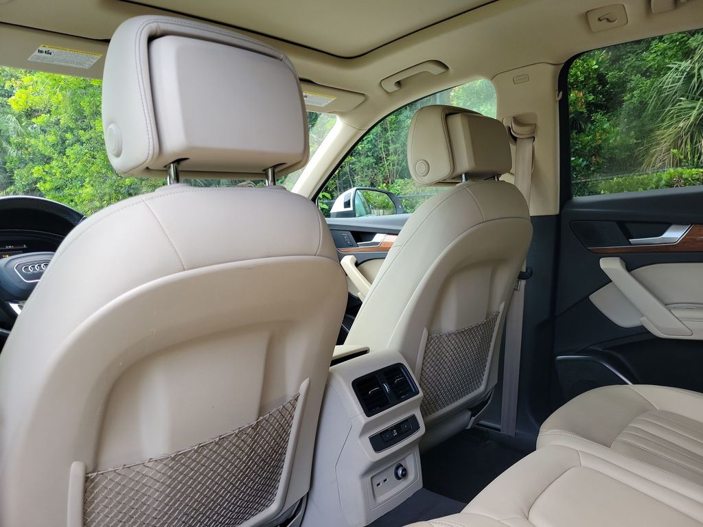 Thumbnail: 2021 Audi Q5 - 13