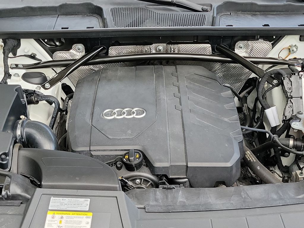 Thumbnail: 2021 Audi Q5 - 9