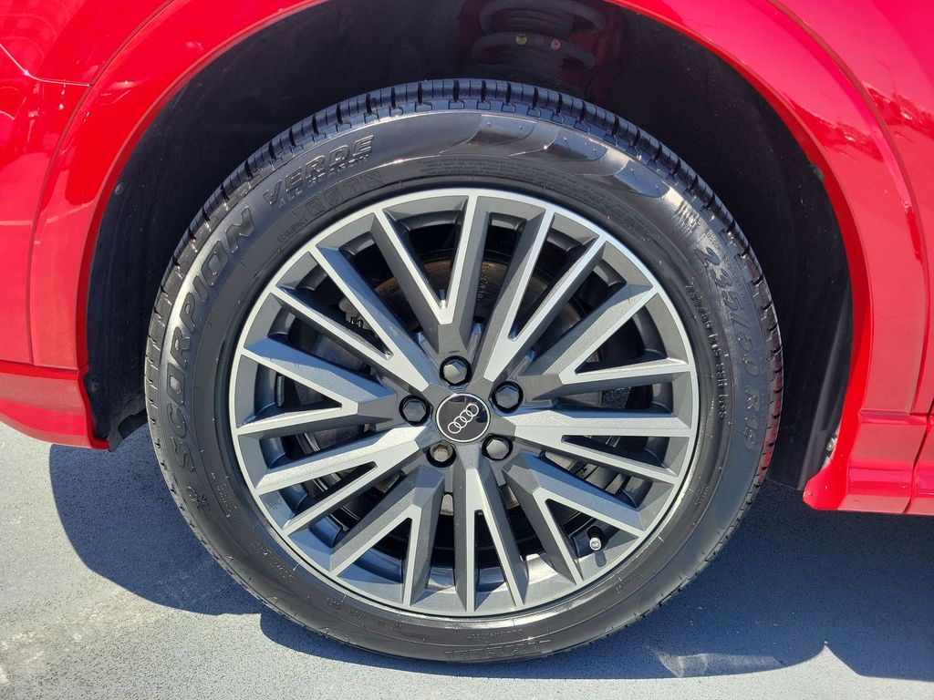 Thumbnail: 2021 Audi Q3 - 8