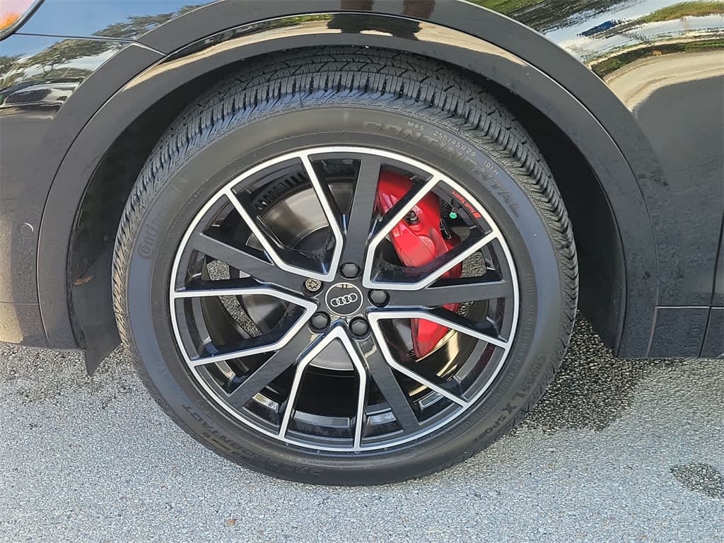 Thumbnail: 2023 Audi SQ5 - 7