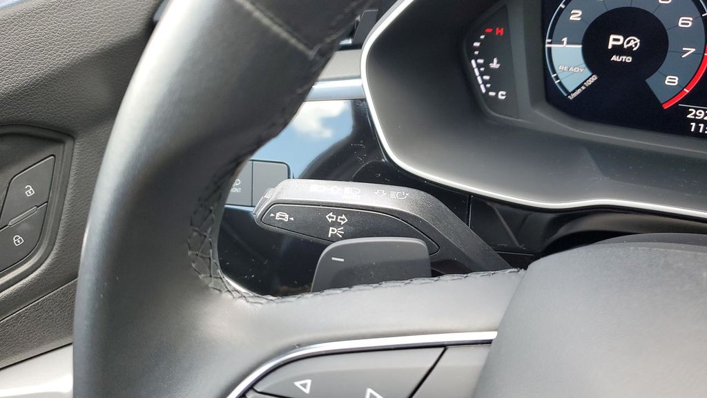 Thumbnail: 2023 Audi Q3 - 15