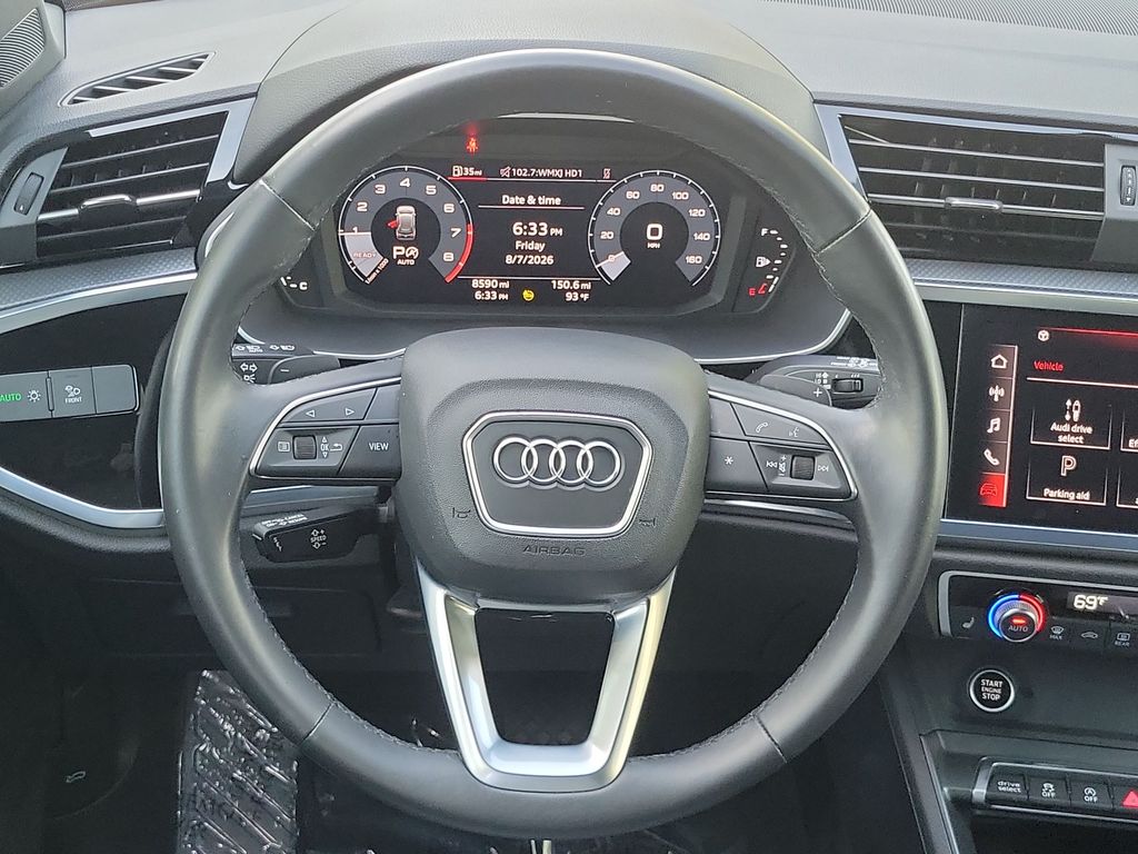 Thumbnail: 2023 Audi Q3 - 13