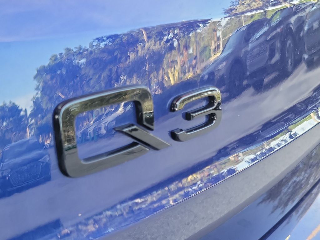 Thumbnail: 2023 Audi Q3 - 28