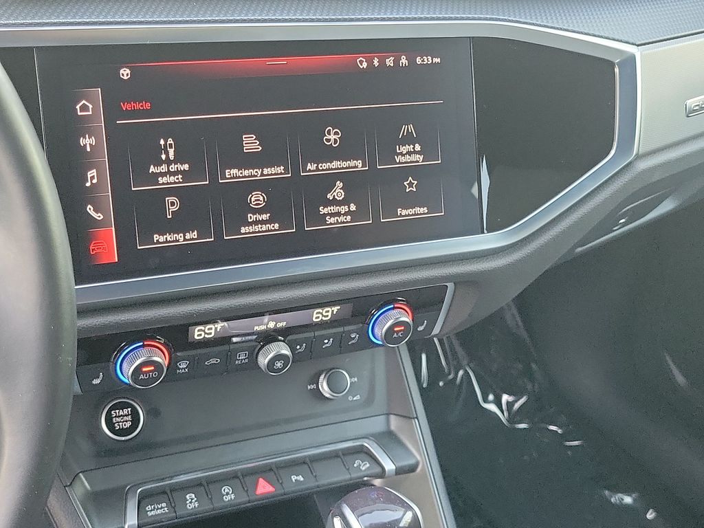 Thumbnail: 2023 Audi Q3 - 14