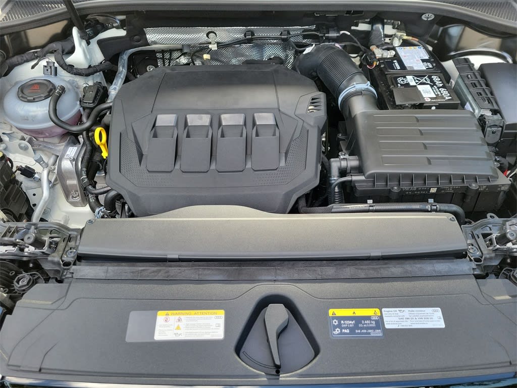 Thumbnail: 2025 Audi Q3 - 9